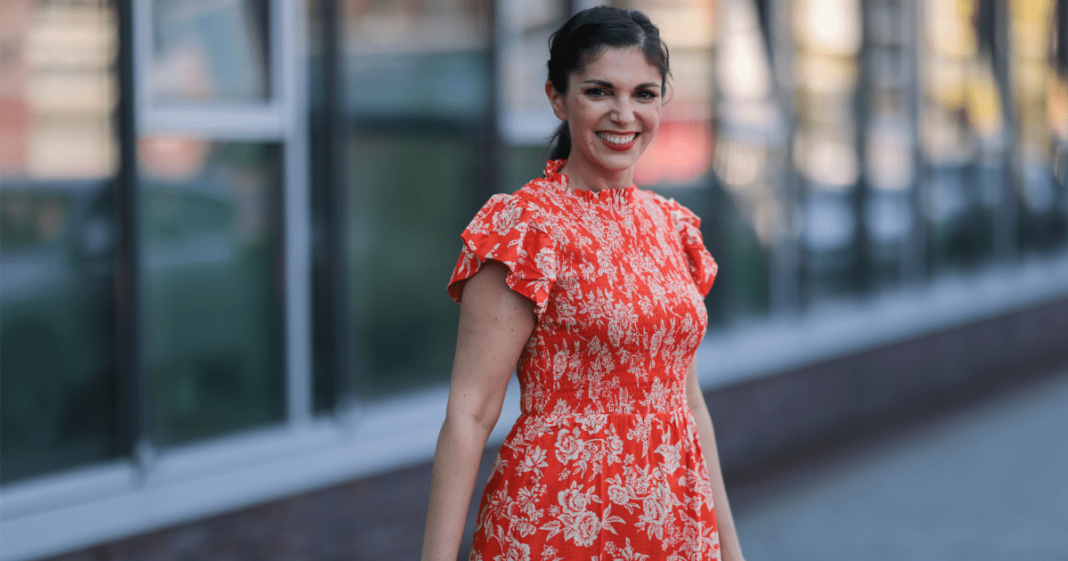 Amazon's Most Flattering Spring Dresses Cleverly Conceal the Midsection