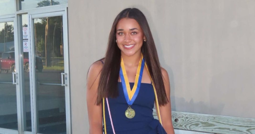 University of Toledo Pole Vaulter Eva Moran, 19, Dead After Car Accident