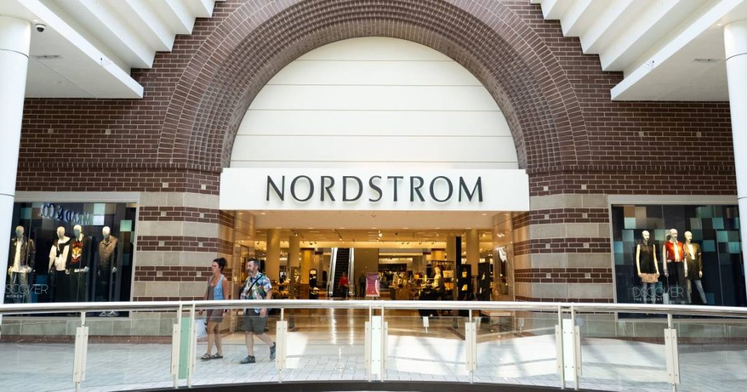Rich Mom-Style Sandals, Flats and Sneakers Are Up to 59% Off at Nordstrom