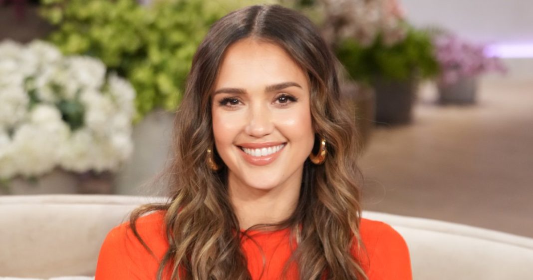 Jessica Alba's Sweatpant Jeans Are the Trend Everyone's Wearing