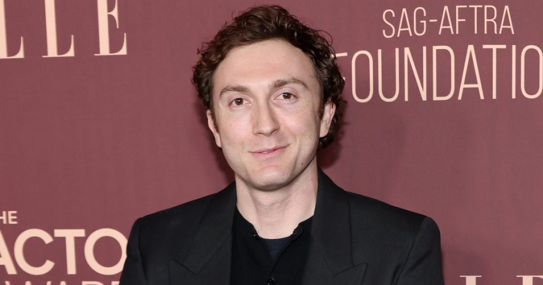‘Spy Kids’ Star Daryl Sabara Mourns the Death of His Estranged Father