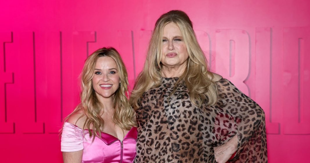 Reese Witherspoon Reunites With 'Legally Blonde' Cast For 25th Anniversary