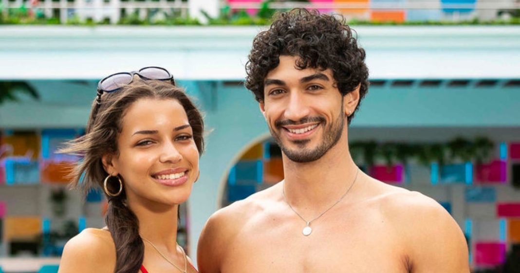 Why Love Island USA's Zach Didn't Want to Have Sex With Kayda Before Twist