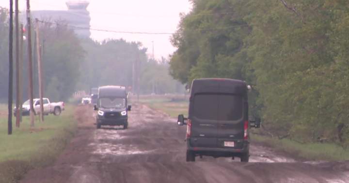 South Edmonton rural road used to bypass QEII a rutted, muddy mess: ‘It’s teeth-chattering’
