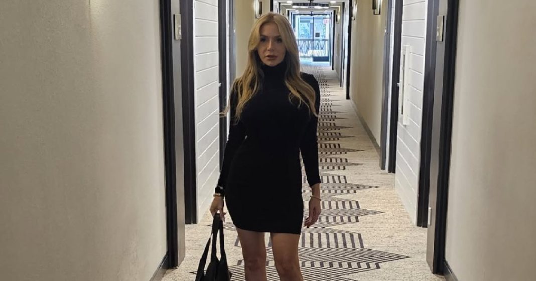 Celebs Who’ve Had Their Breast Implants Removed: Courtney Stodden, More