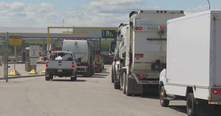 City of Calgary working to fix smell of ‘garbage juice’ affecting southeast residents