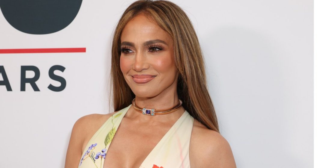 Jennifer Lopez's Gingham Dress Is Still Trending — Shop the $40 Version